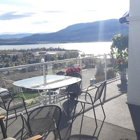 Lakeview House With 4 Rooms Kelowna Near Downtown & Knox Moutain Bilik gambar