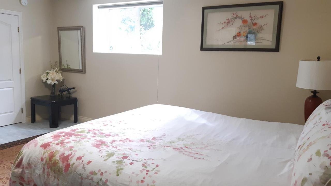 Lakeview House With 4 Rooms Kelowna Near Downtown & Knox Moutain Luaran gambar
