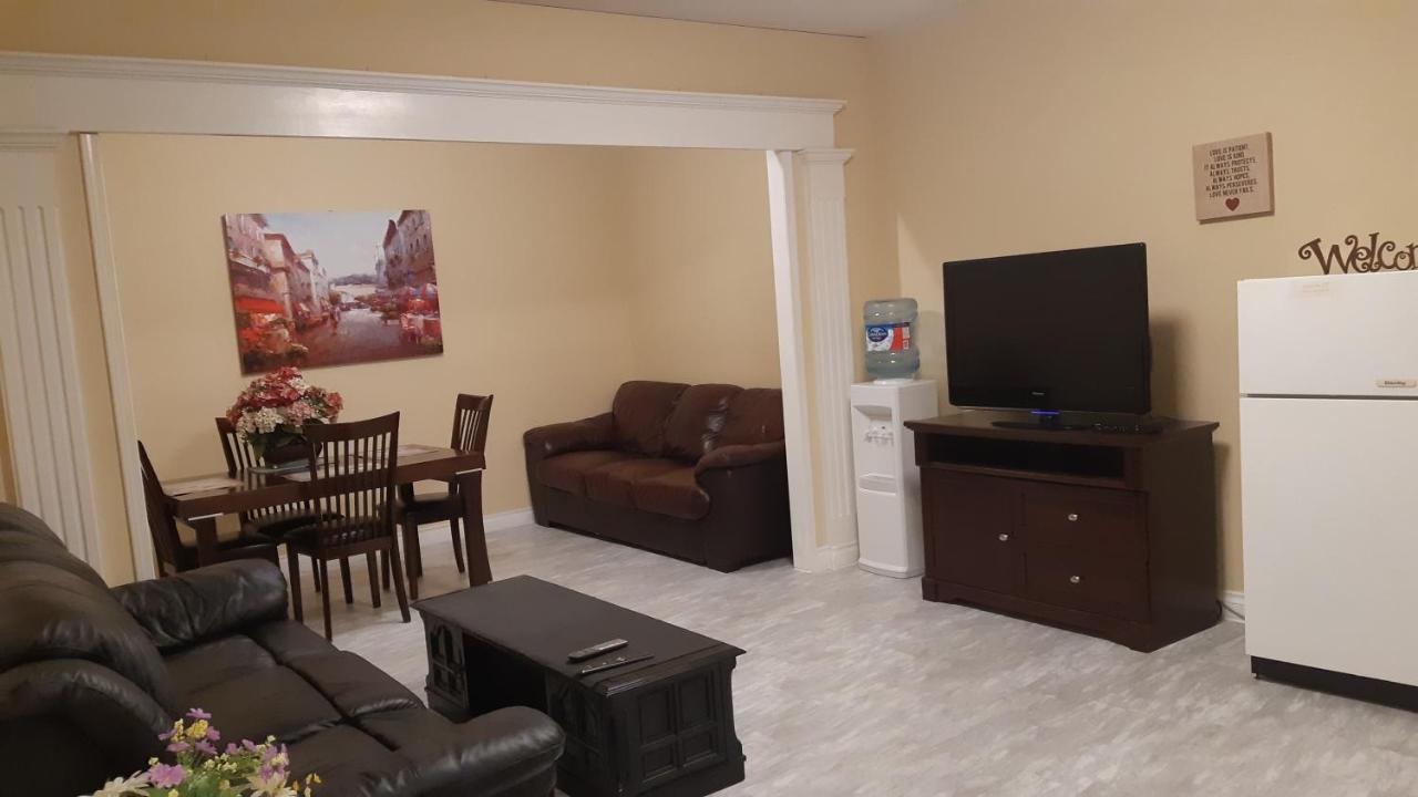 Lakeview House With 4 Rooms Kelowna Near Downtown & Knox Moutain Luaran gambar