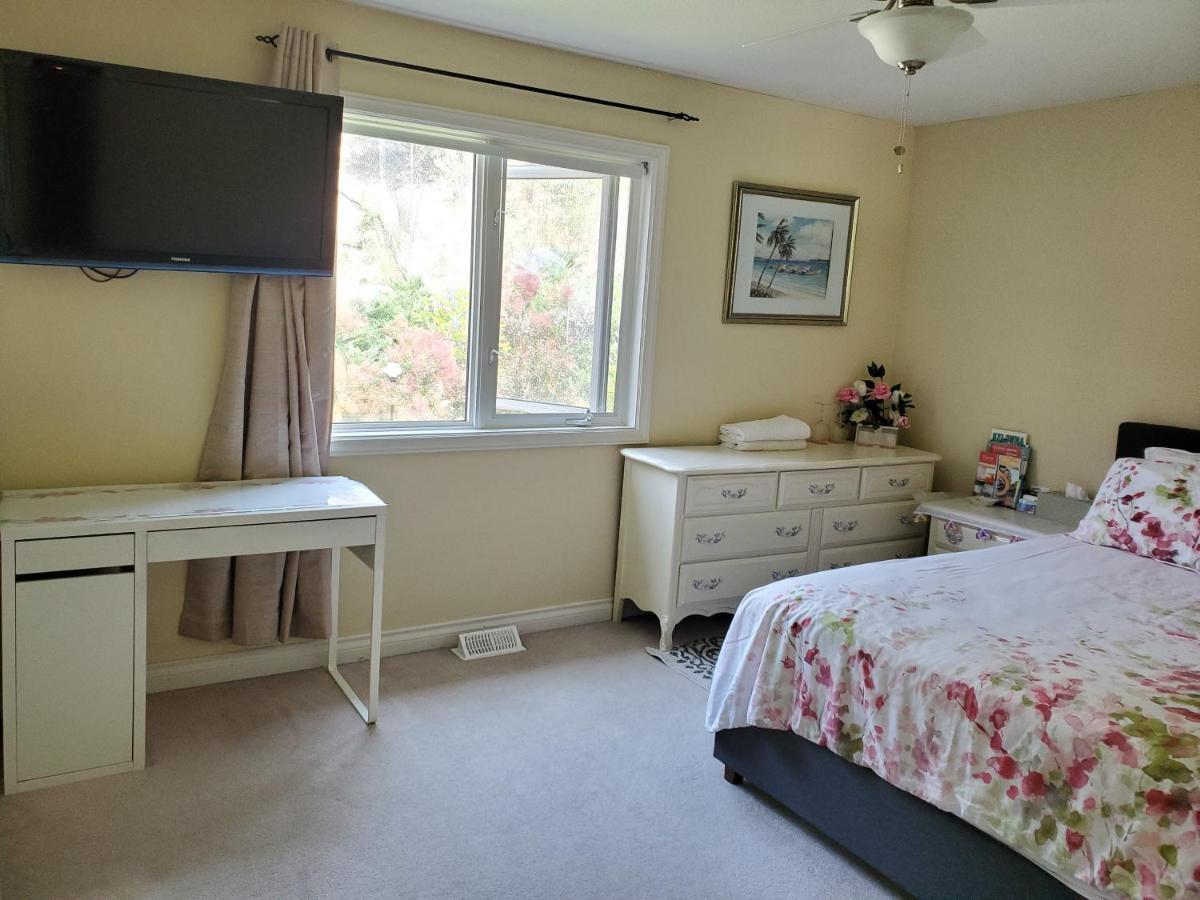 Lakeview House With 4 Rooms Kelowna Near Downtown & Knox Moutain Luaran gambar