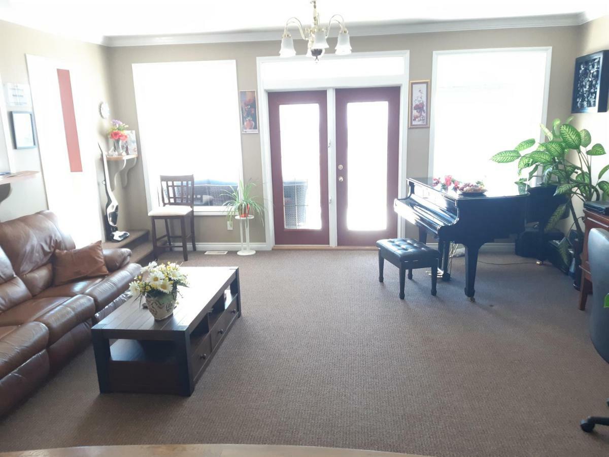 Lakeview House With 4 Rooms Kelowna Near Downtown & Knox Moutain Luaran gambar